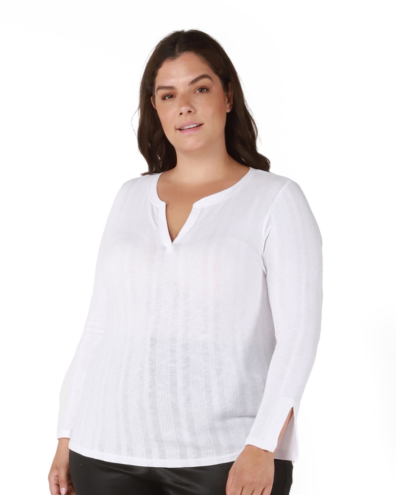 Front of a model wearing a size 0X Aria Spliced Neck Top in Cream by DEX PLUS. | dia_product_style_image_id:239816